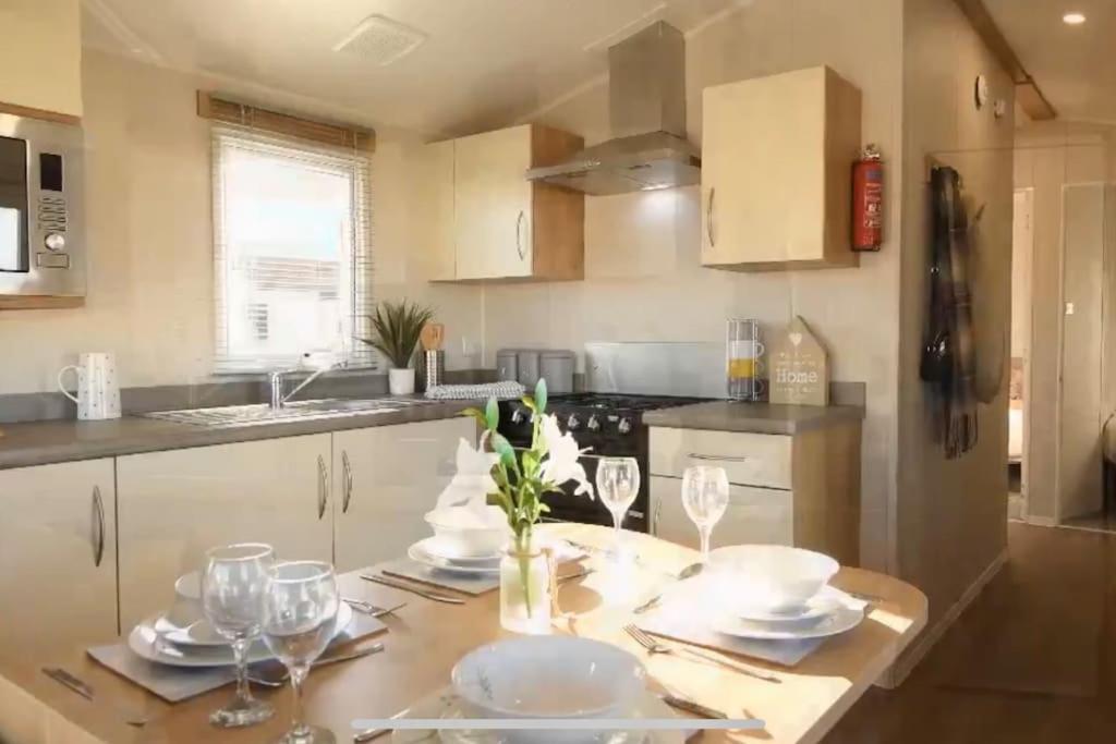 Perfect Family Getaway, With Lots Of Facilities! Villa Scratby Exterior photo